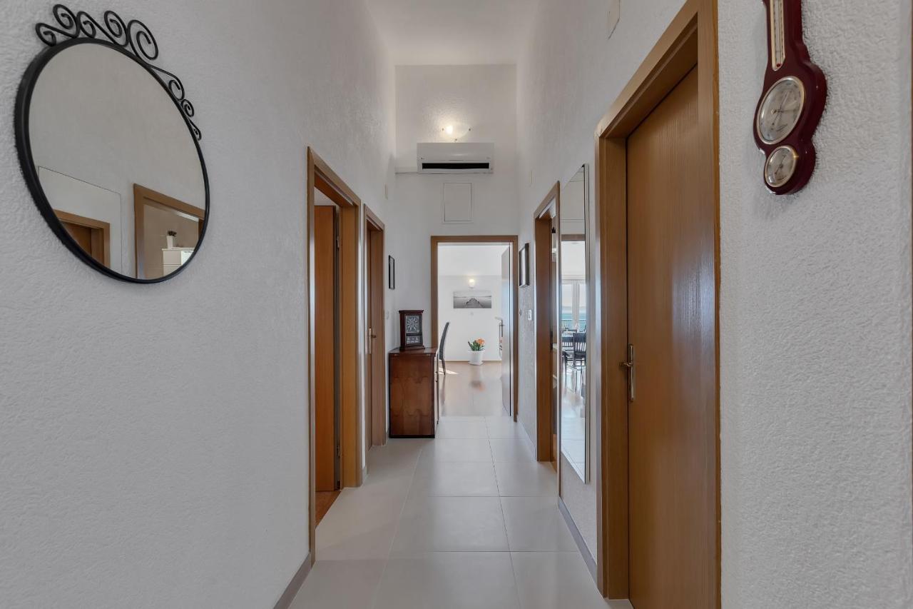 Apartman Sara Baška Voda Exterior foto
